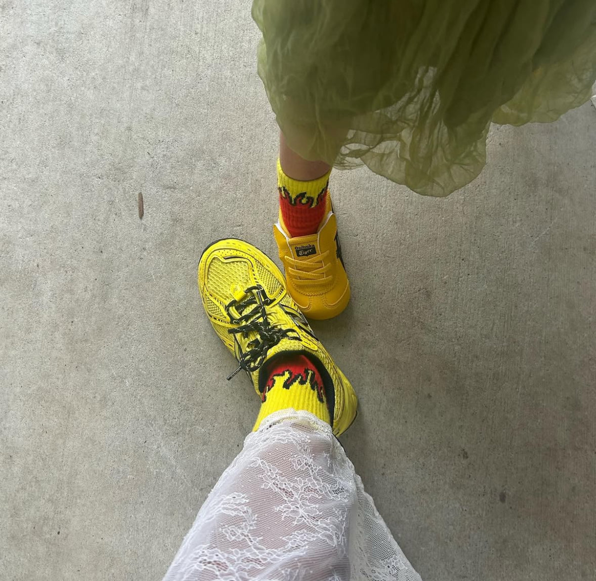 ADULT FIRE SOCKS